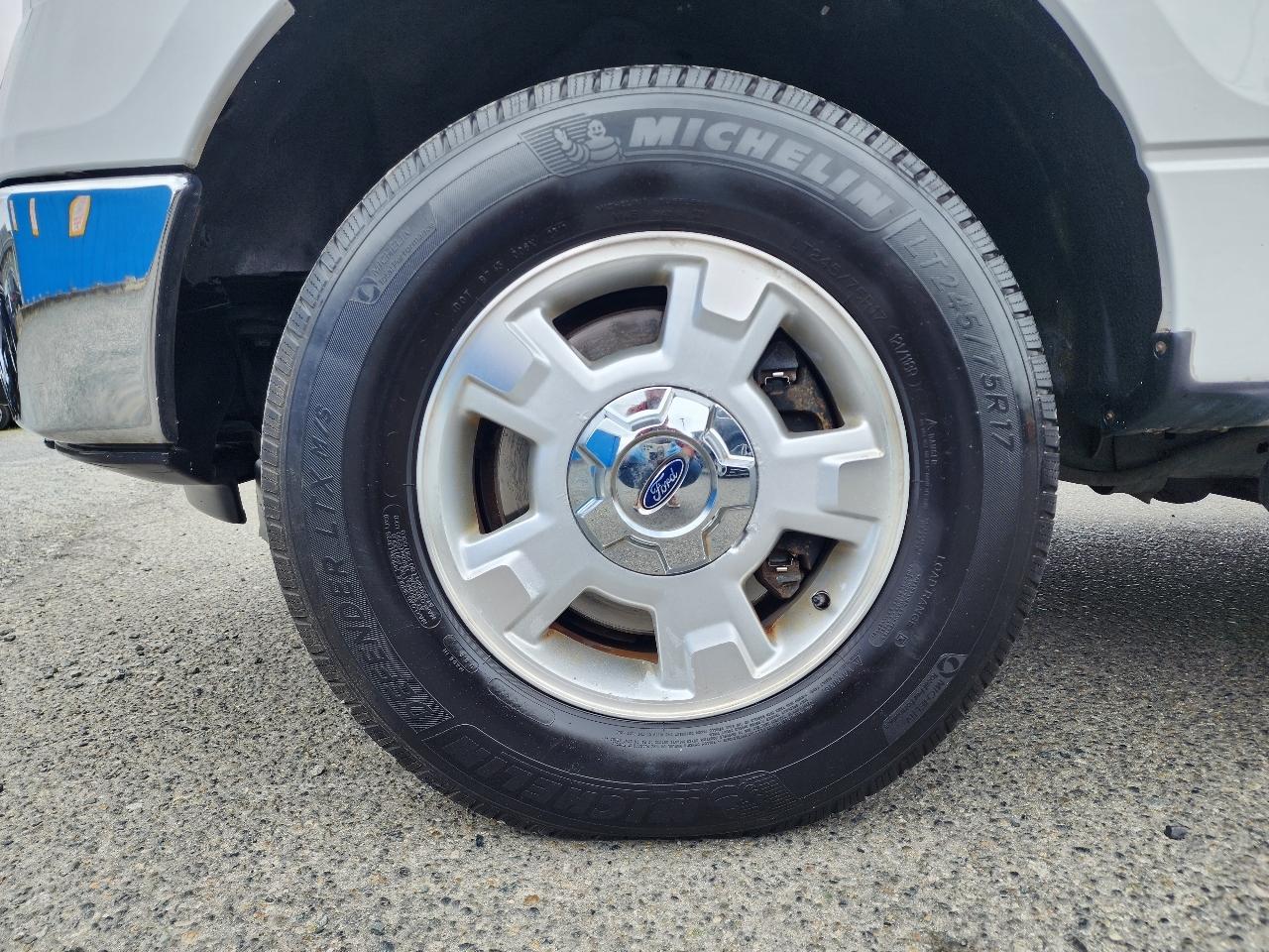 Ford F-150 XLT SuperCrew 4WD 2013