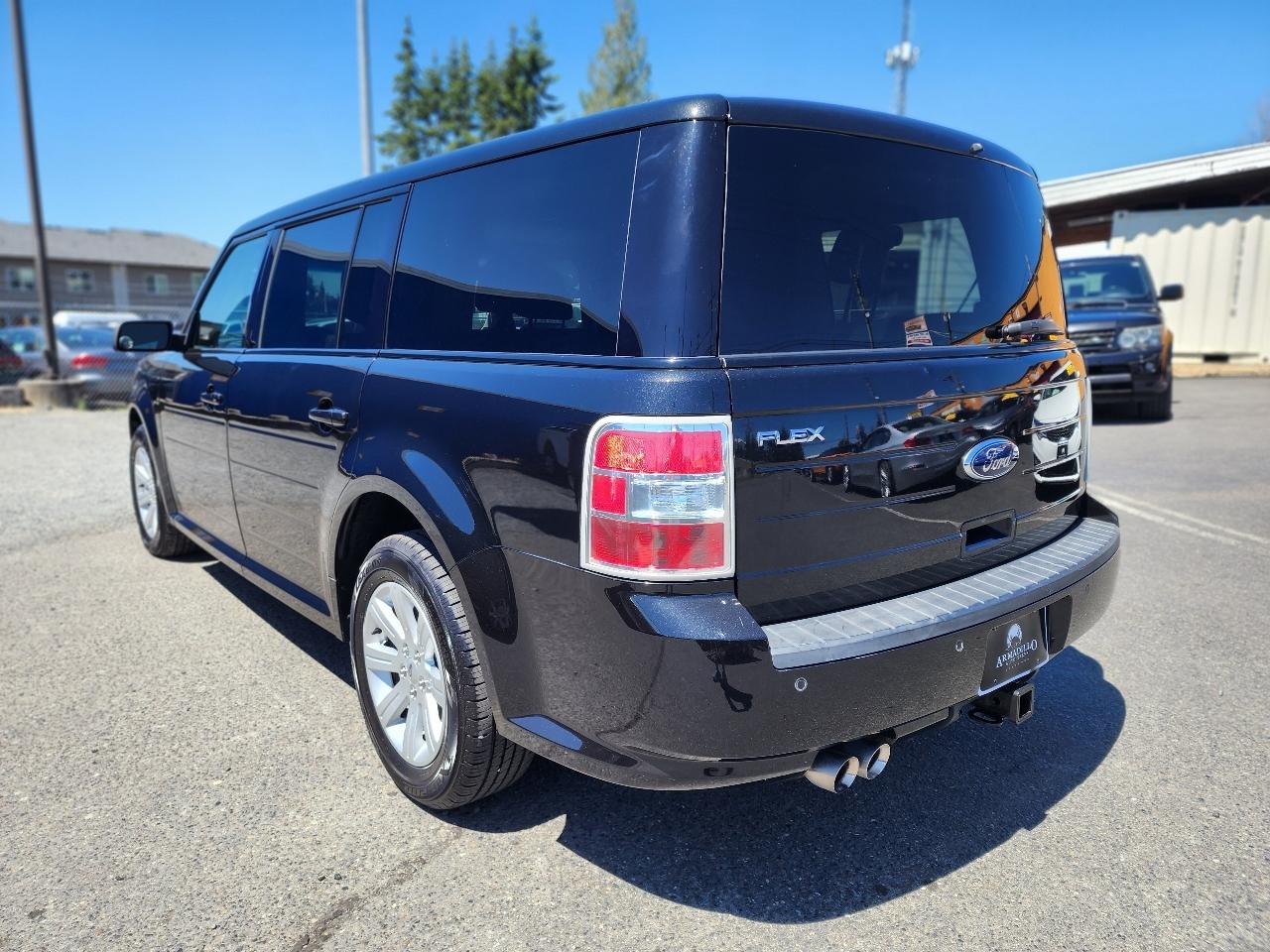 Ford Flex SE 2011