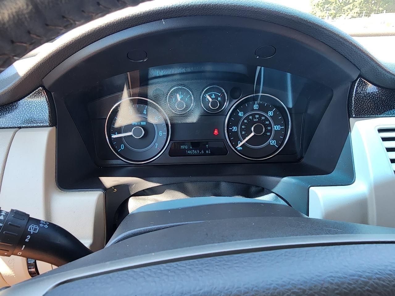 Ford Flex SE 2011