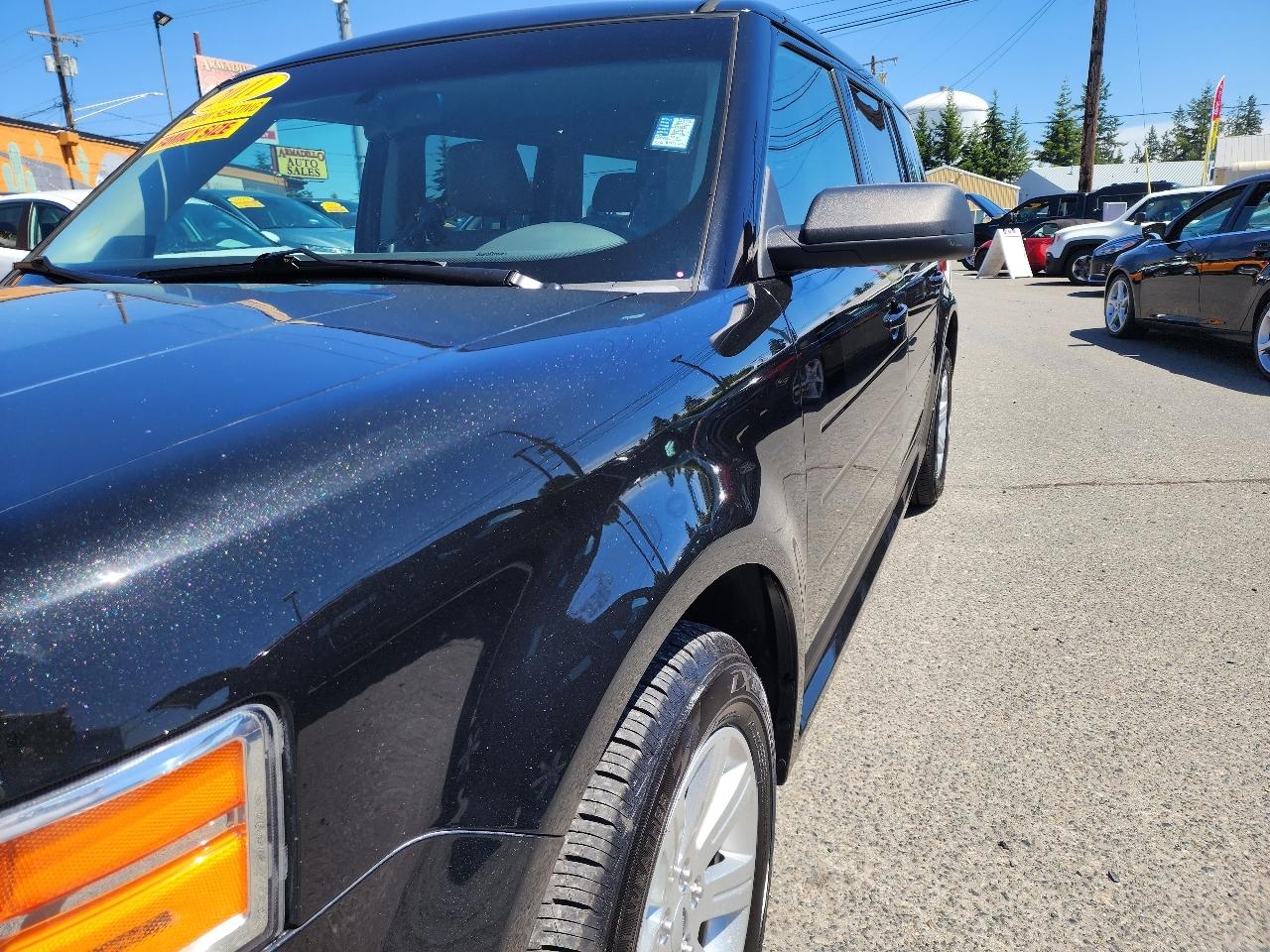 Ford Flex SE 2011