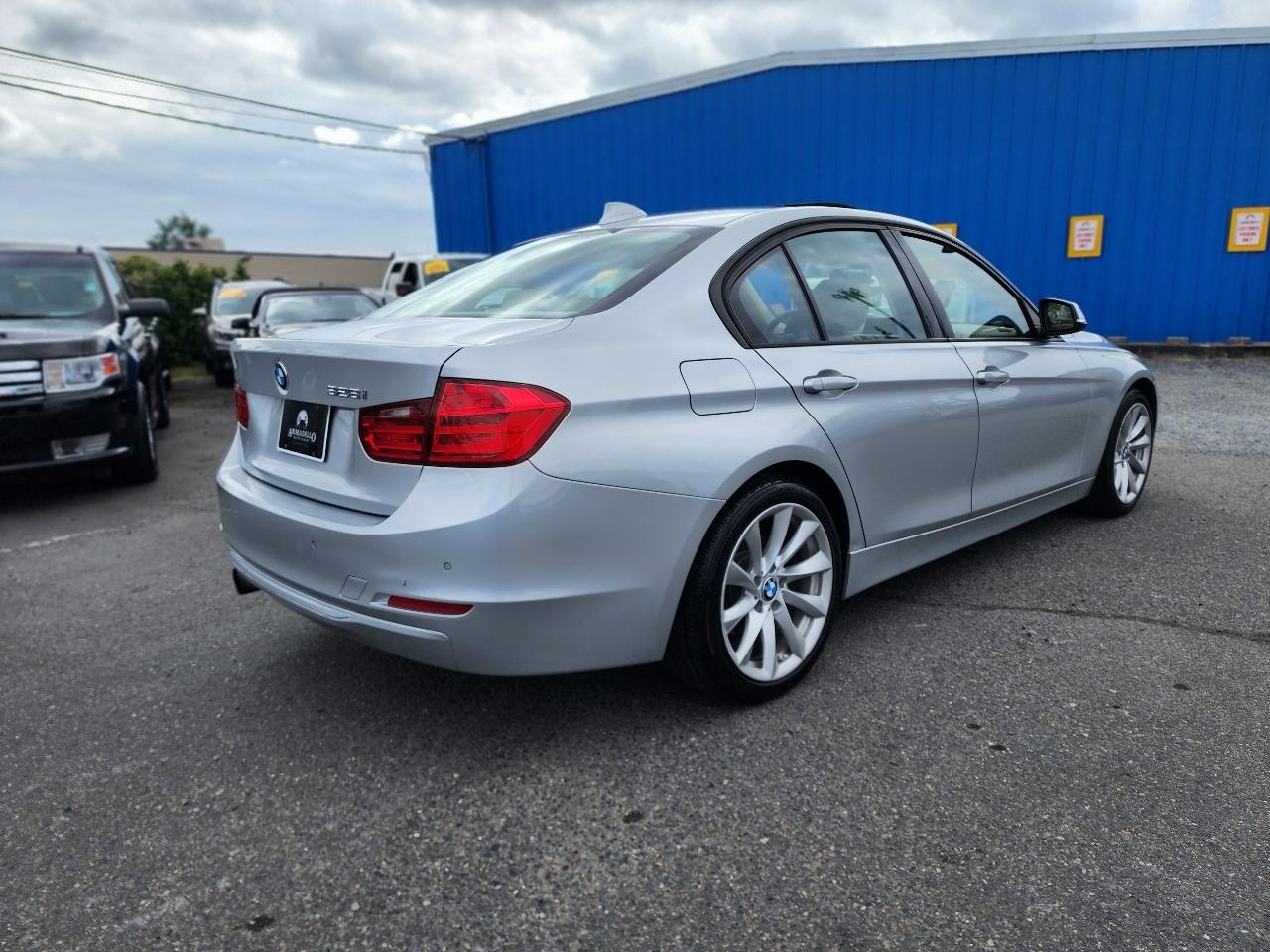 BMW 3 Series 328i 2012