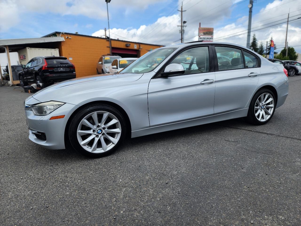 BMW 3 Series 328i 2012