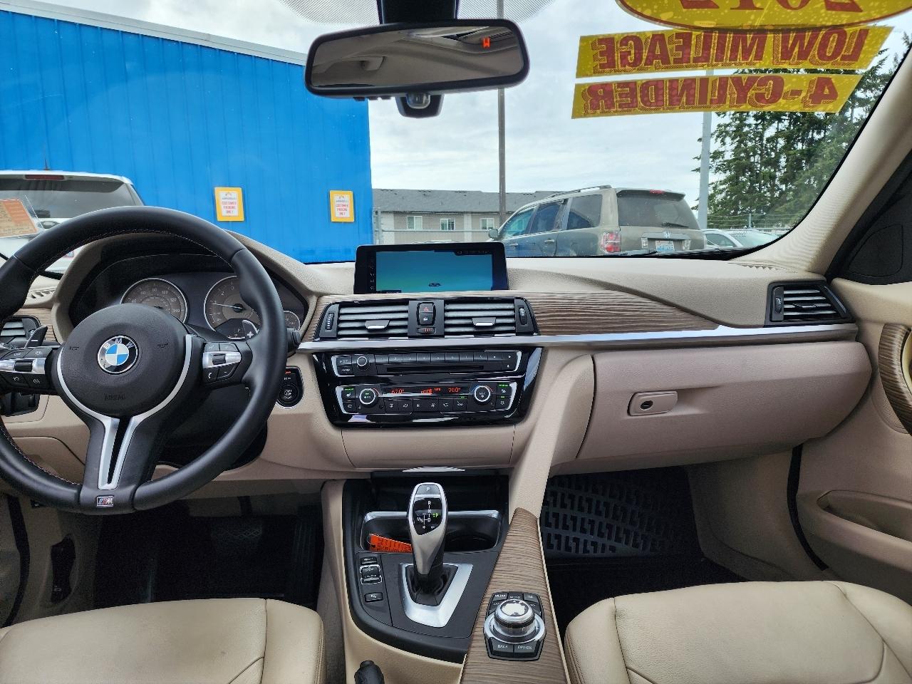 BMW 3 Series 328i 2012