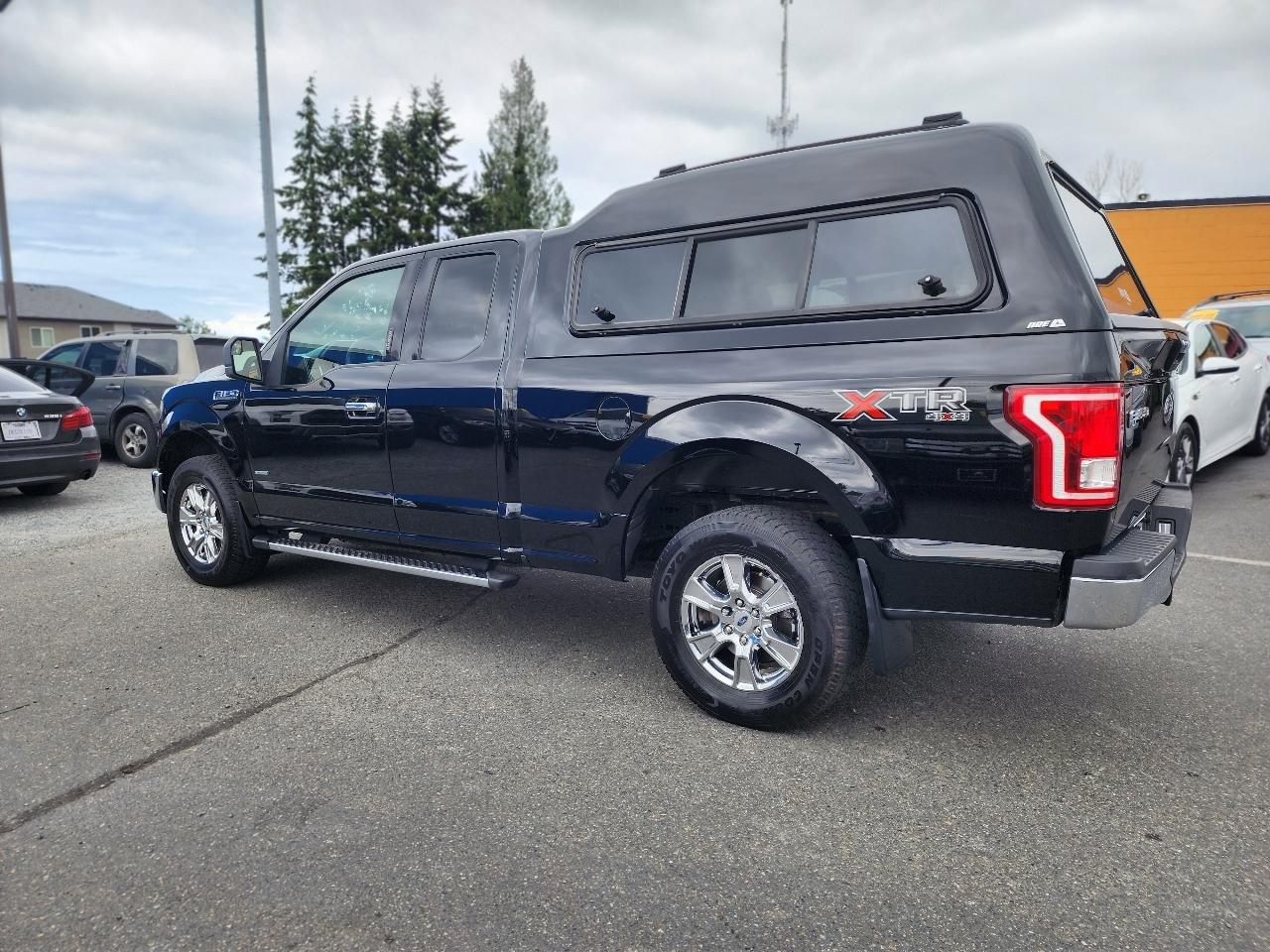 Ford F-150 4WD SuperCab 145" Lariat 2016