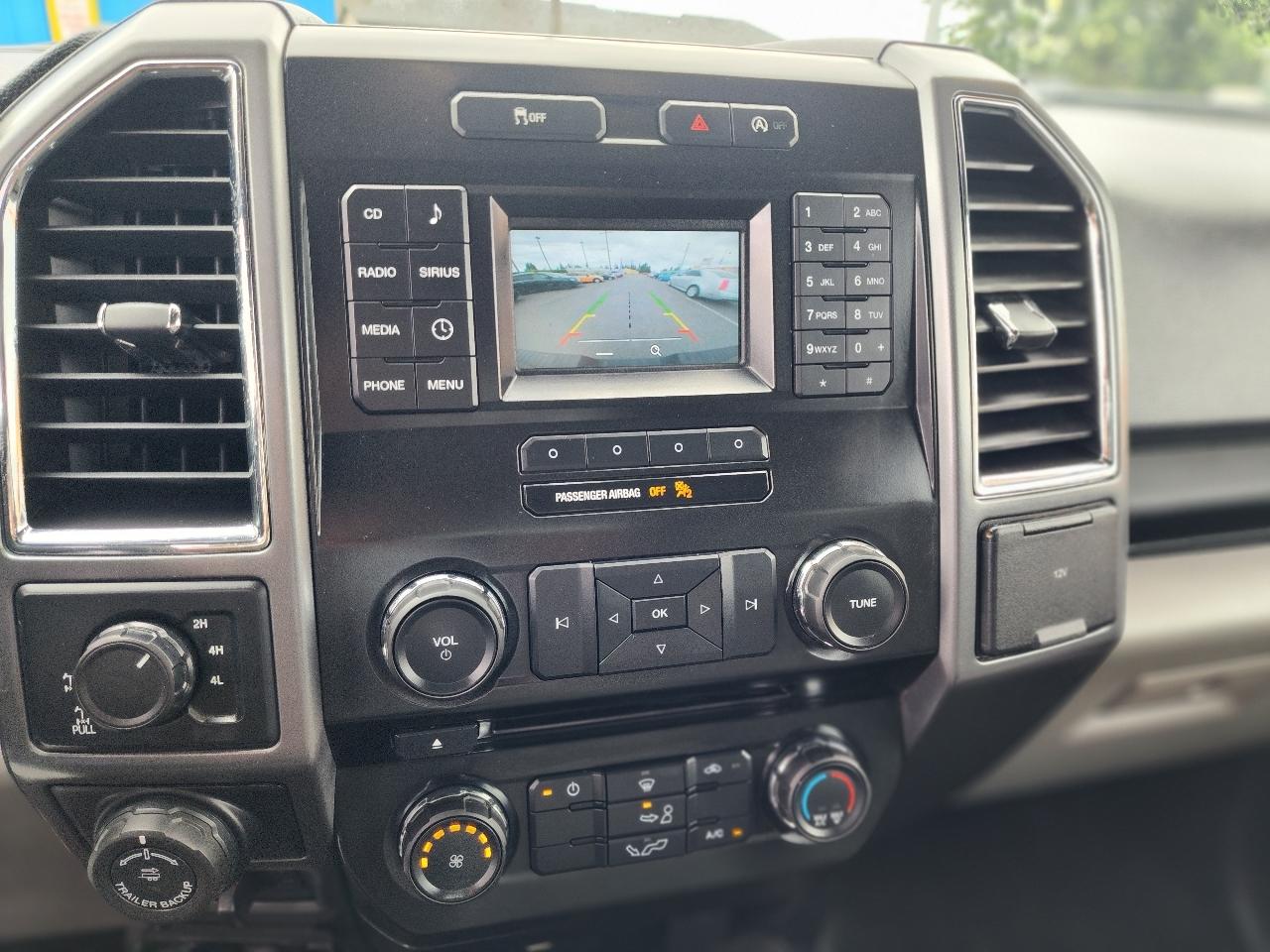 Ford F-150 4WD SuperCab 145" Lariat 2016