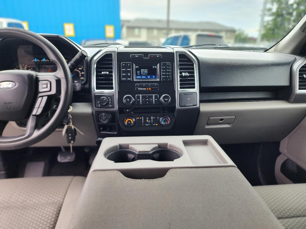 Ford F-150 4WD SuperCab 145" Lariat 2016
