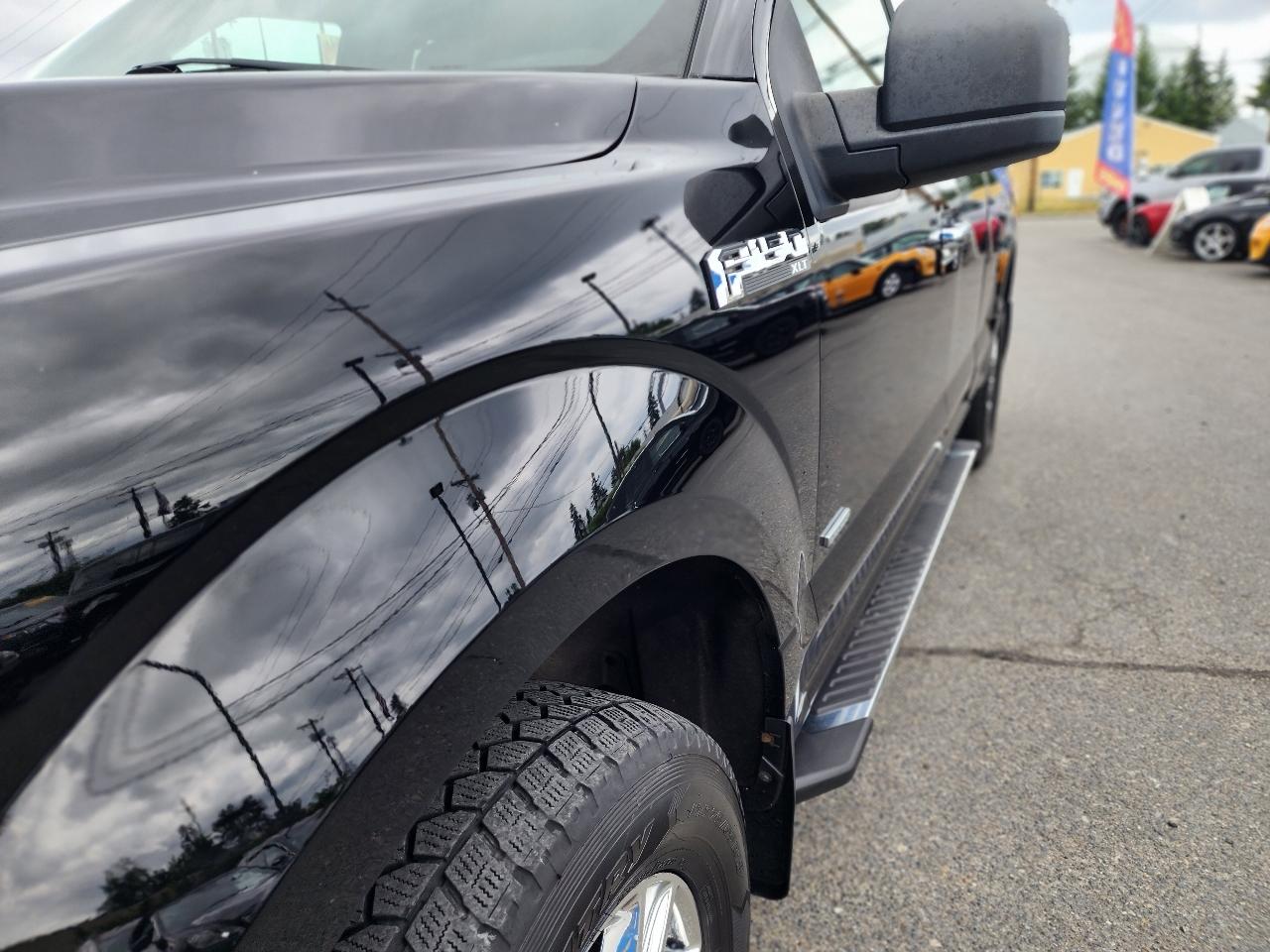 Ford F-150 4WD SuperCab 145" Lariat 2016