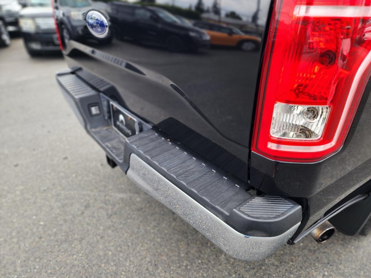 Ford F-150 4WD SuperCab 145" Lariat 2016