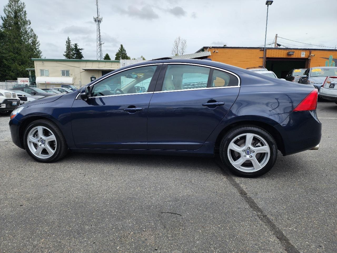 Volvo S60 4dr Sdn T5 AWD 2013