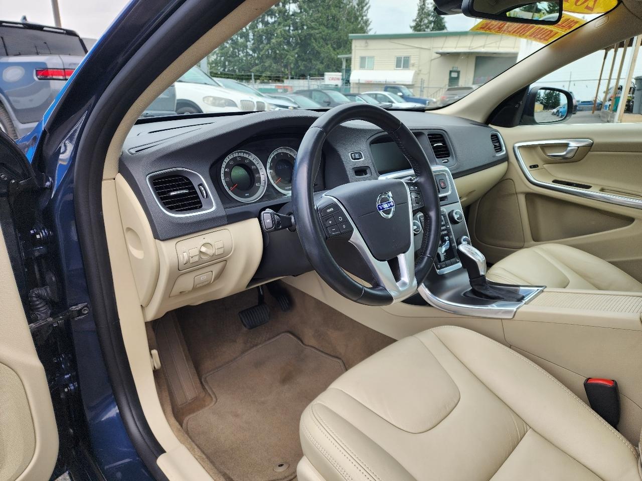 Volvo S60 4dr Sdn T5 AWD 2013