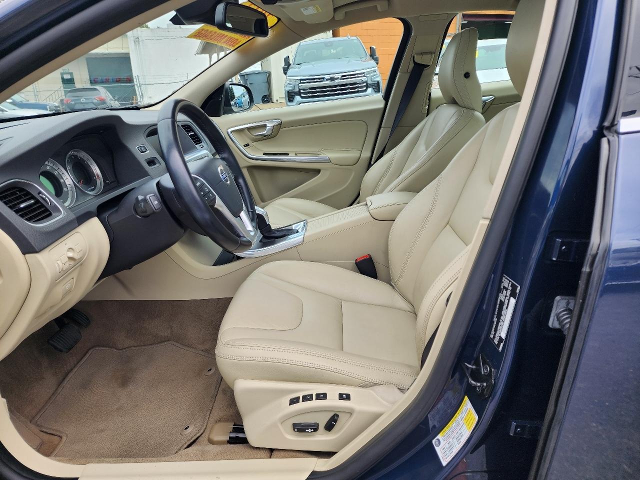 Volvo S60 4dr Sdn T5 AWD 2013