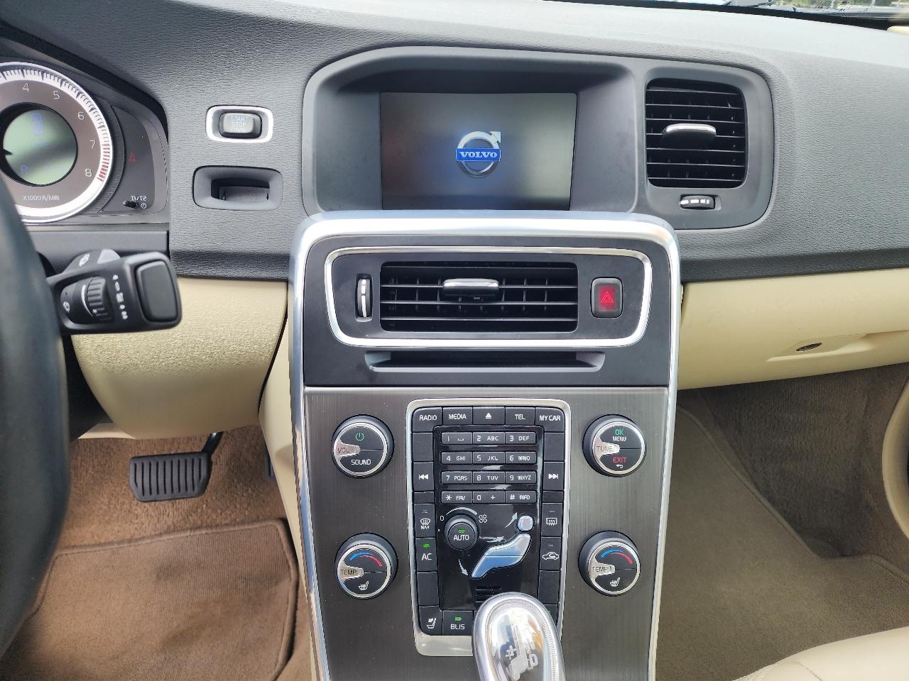 Volvo S60 4dr Sdn T5 AWD 2013