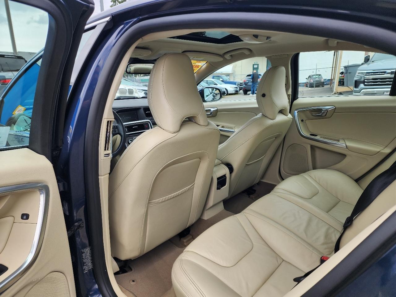 Volvo S60 4dr Sdn T5 AWD 2013