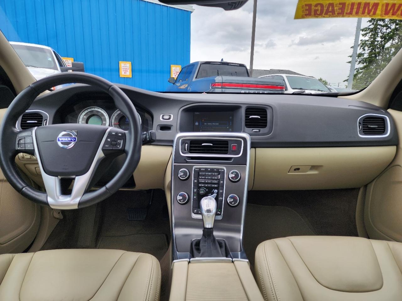 Volvo S60 4dr Sdn T5 AWD 2013