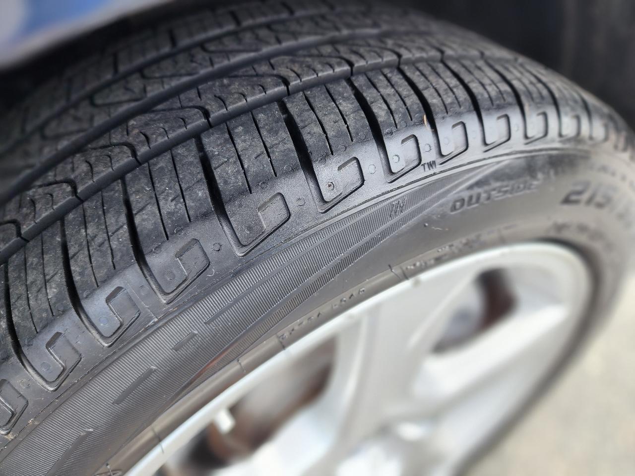 Volvo S60 4dr Sdn T5 AWD 2013