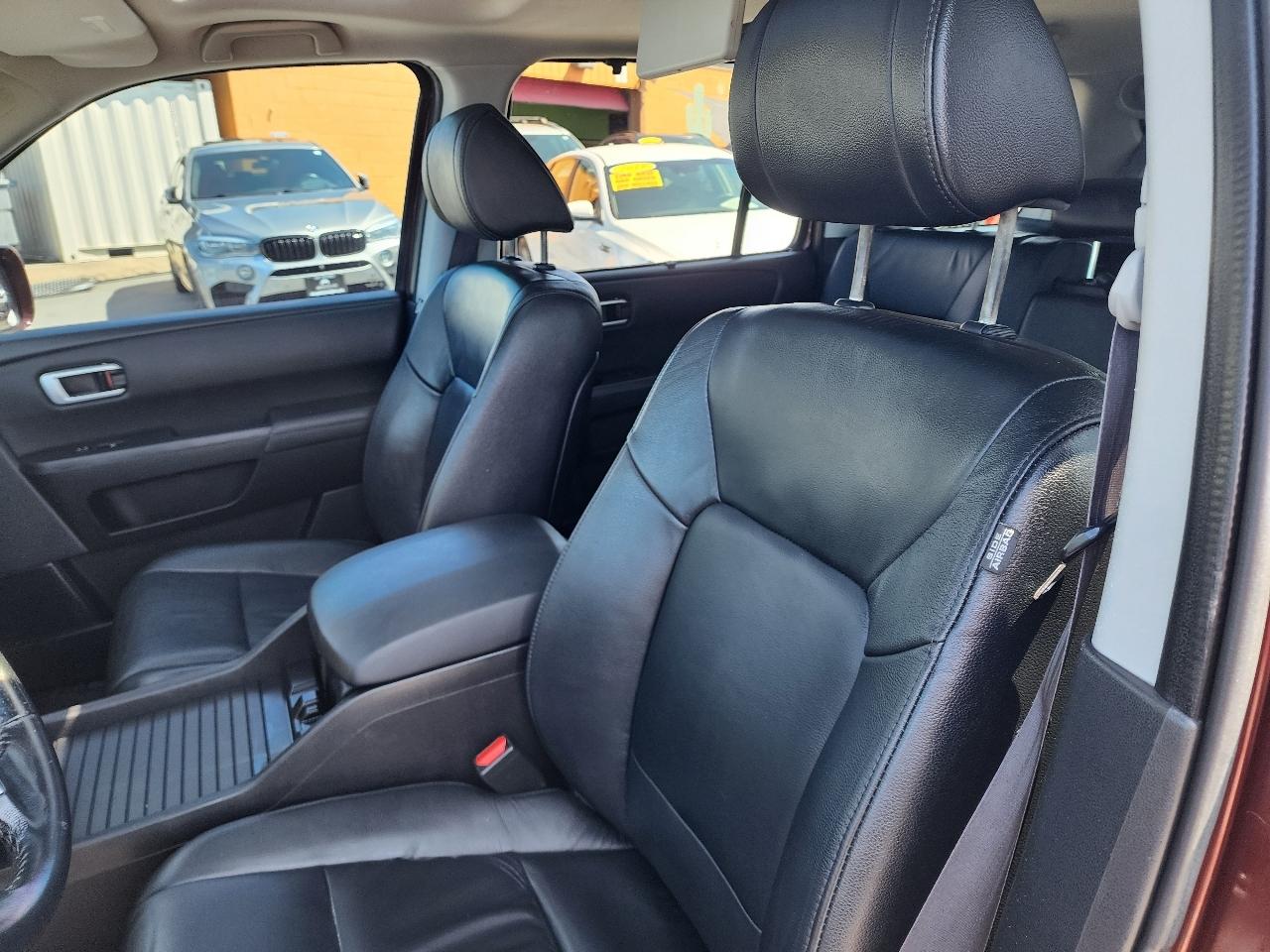 Honda Pilot Touring AWD 2012