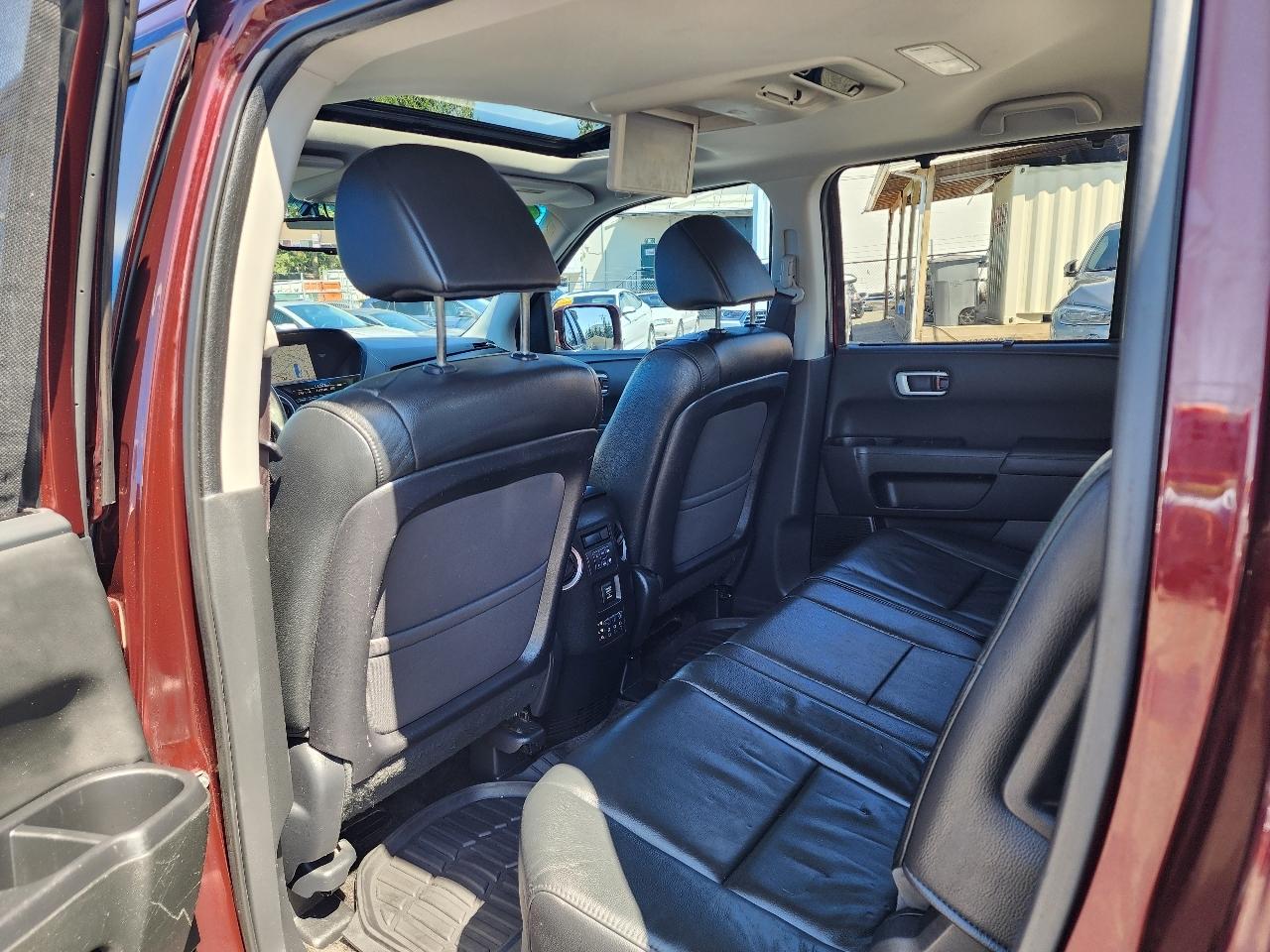 Honda Pilot Touring AWD 2012