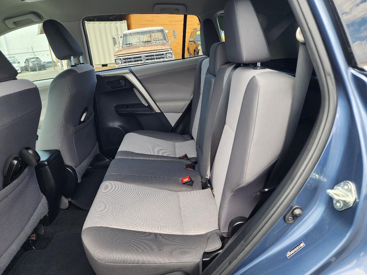 Toyota RAV4 LE 2013