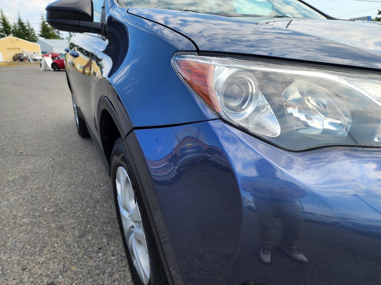 Toyota RAV4 LE 2013