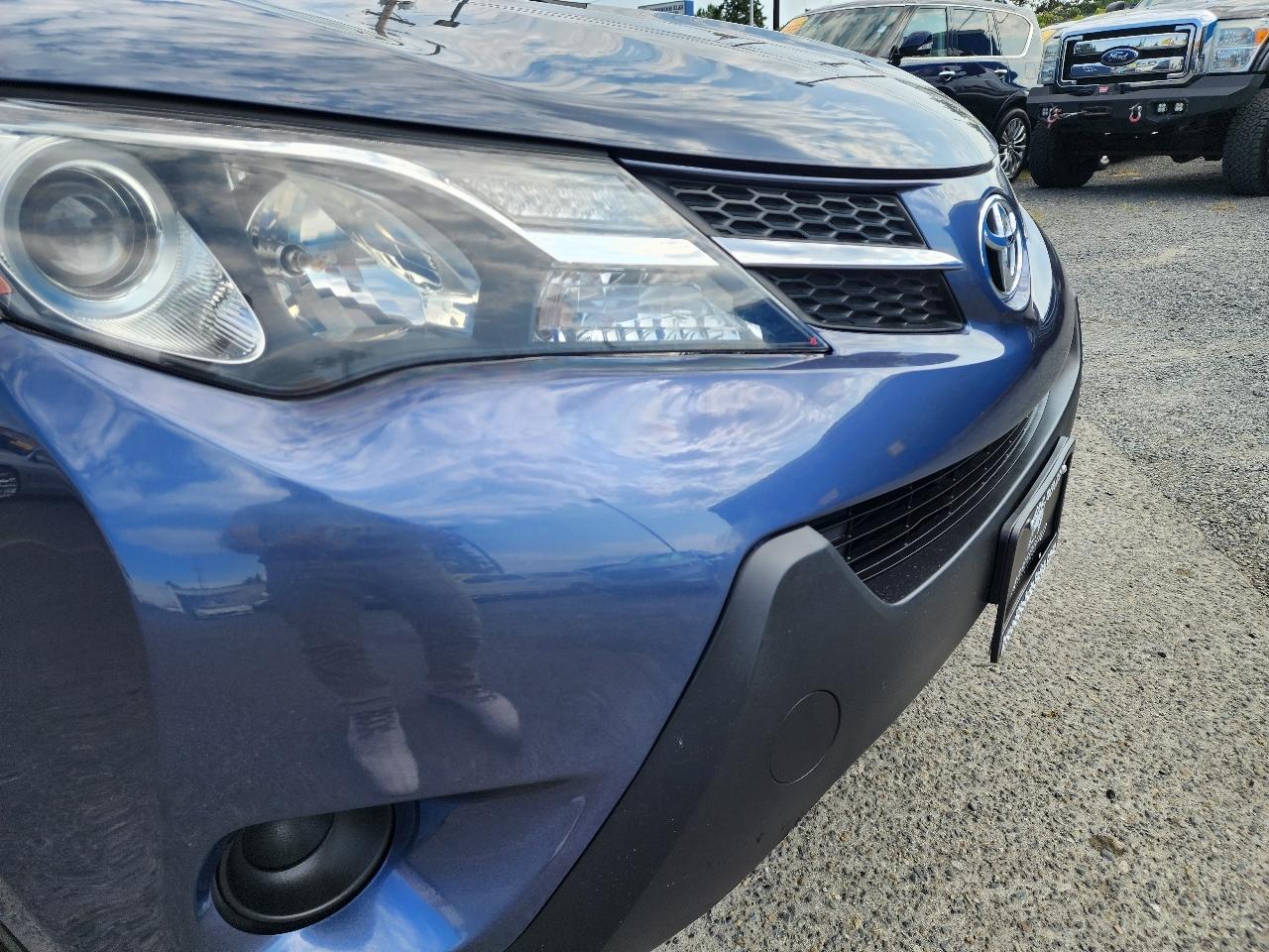 Toyota RAV4 LE 2013