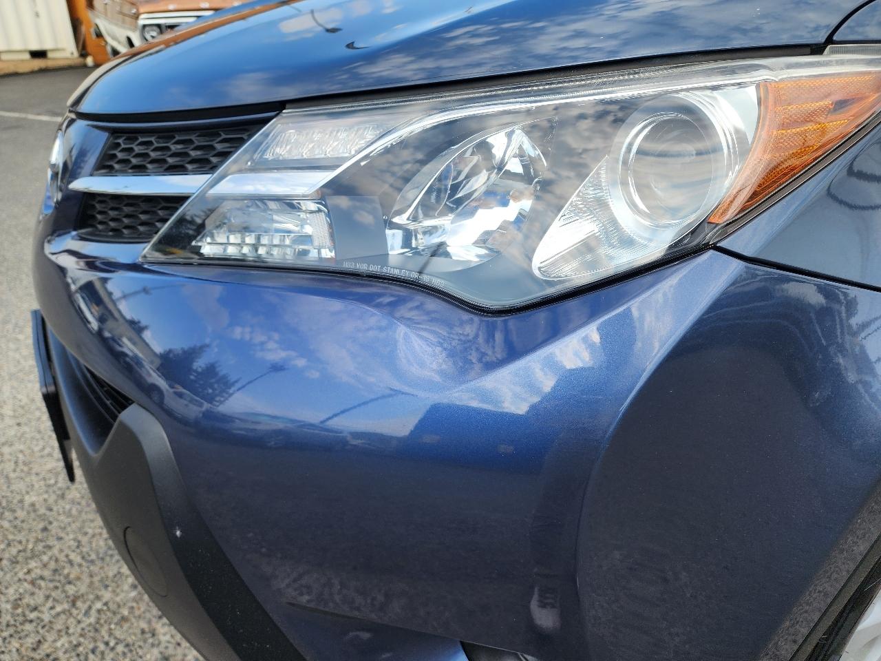 Toyota RAV4 LE 2013