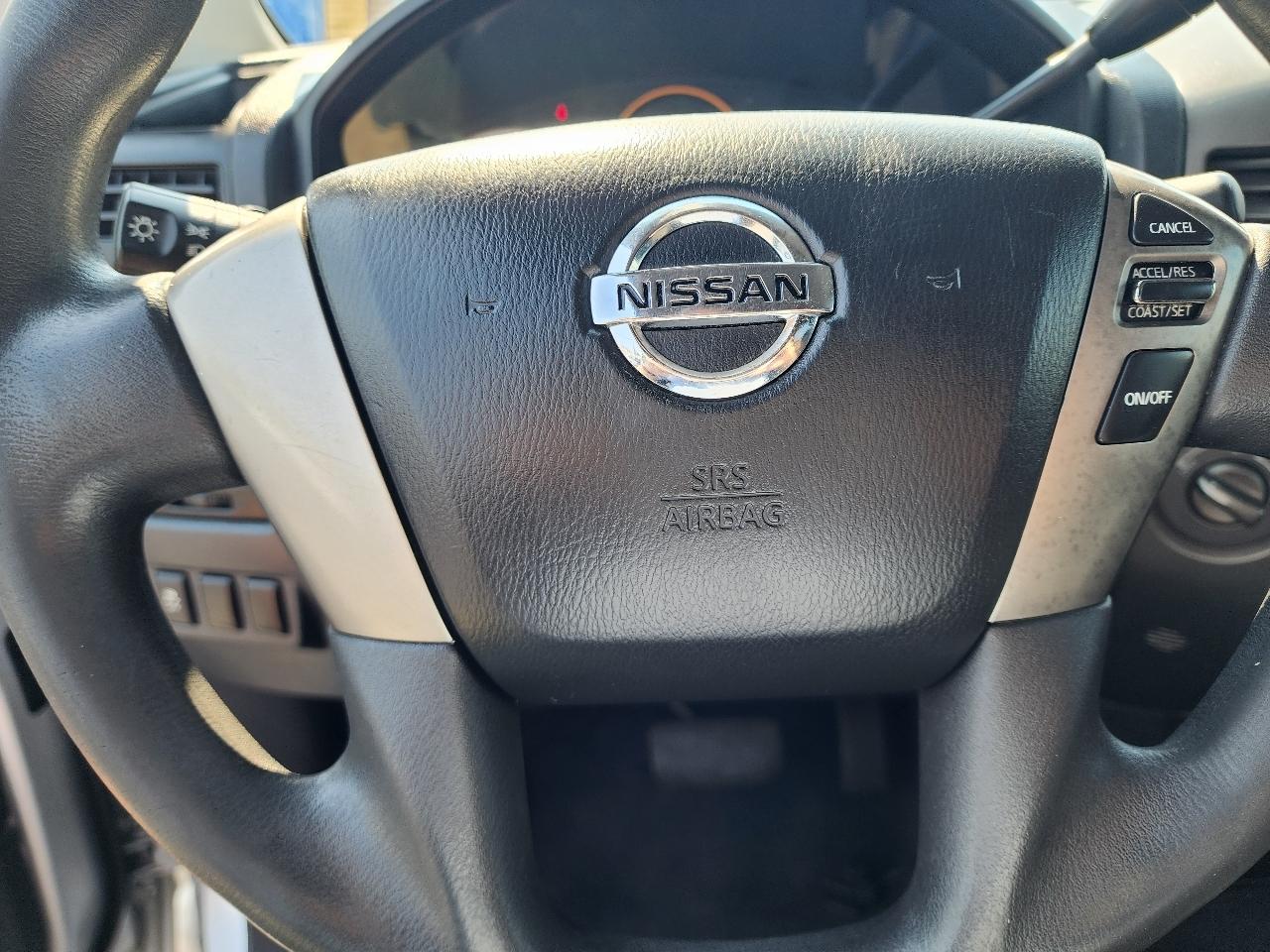 Nissan Titan  2014