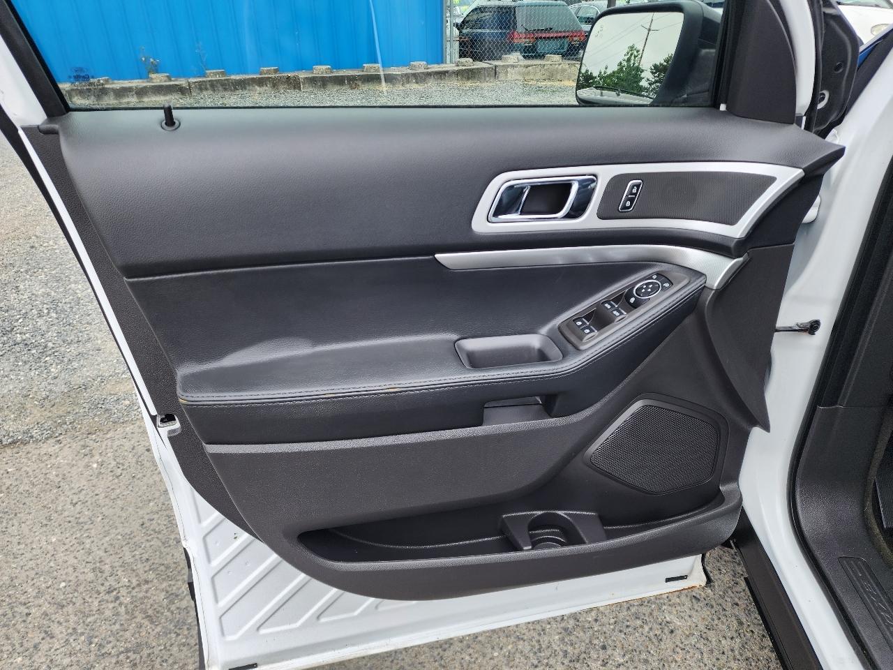 Ford Explorer 4WD 4dr XLT 2014