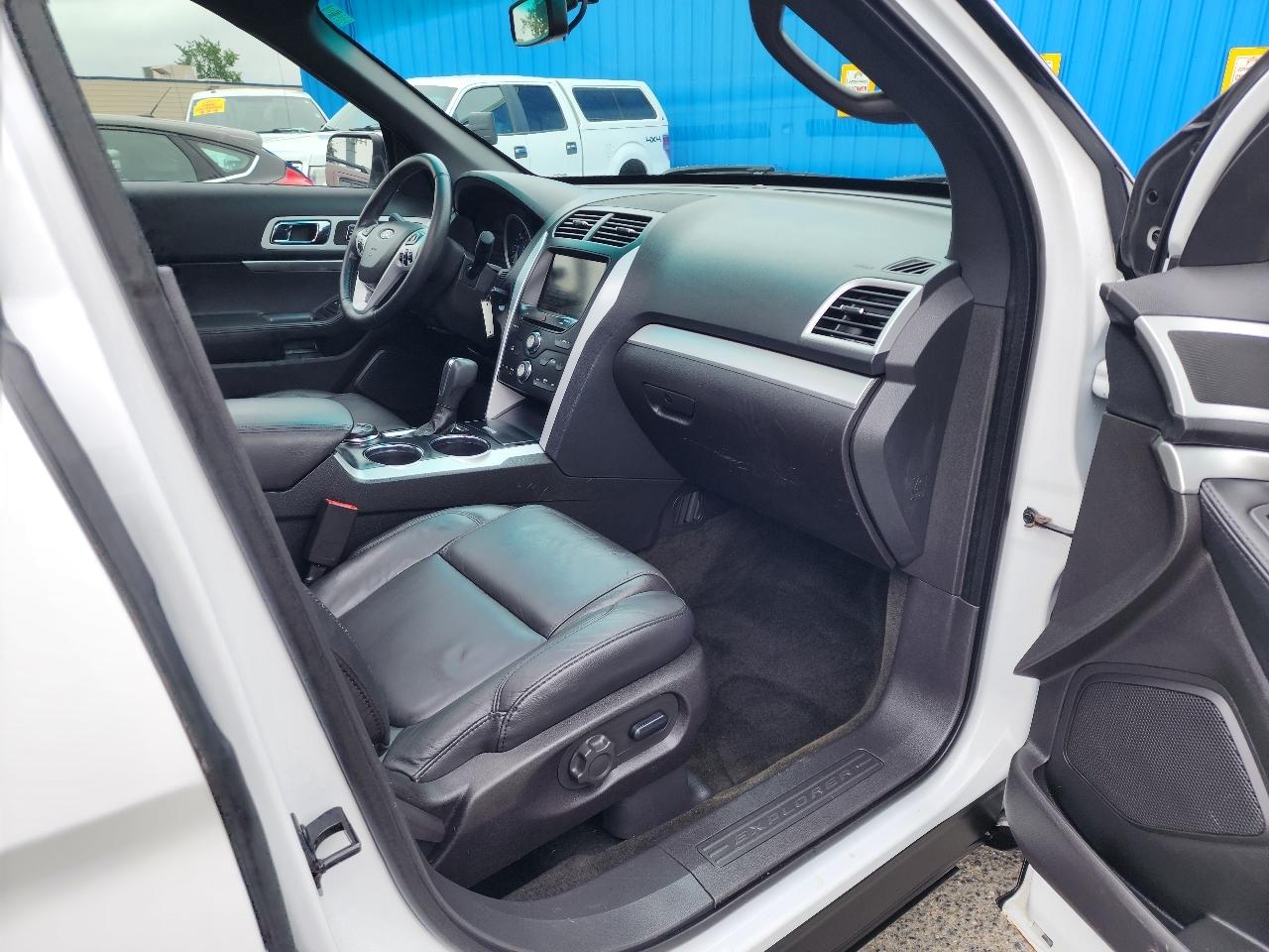 Ford Explorer 4WD 4dr XLT 2014