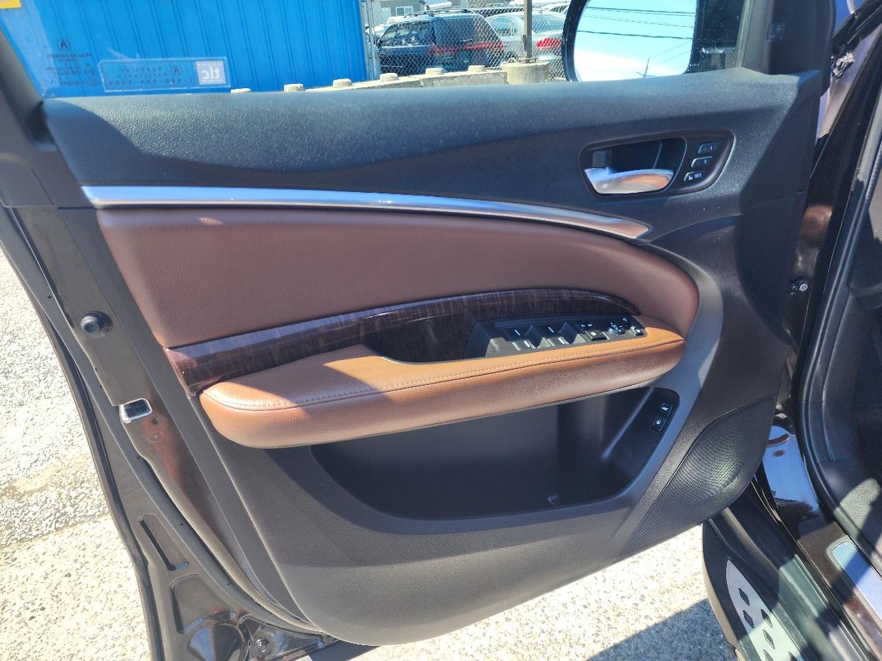 Acura MDX SH-AWD w/Technology Pkg 2017