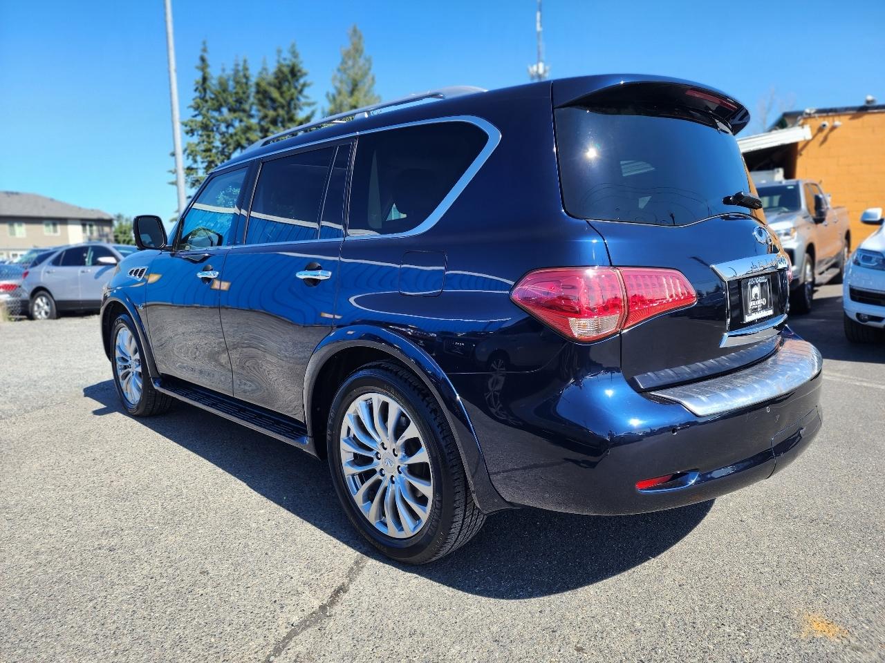 Infiniti QX80 AWD 2017