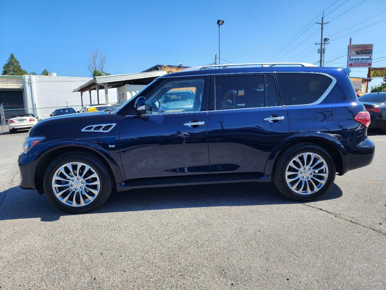 Infiniti QX80 AWD 2017