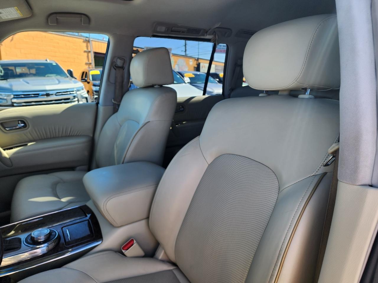 Infiniti QX80 AWD 2017