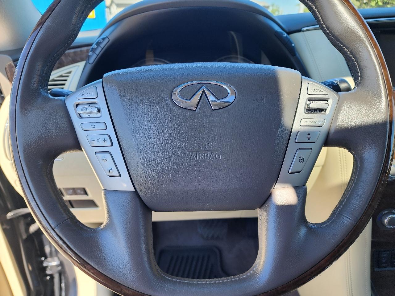 Infiniti QX80 AWD 2017
