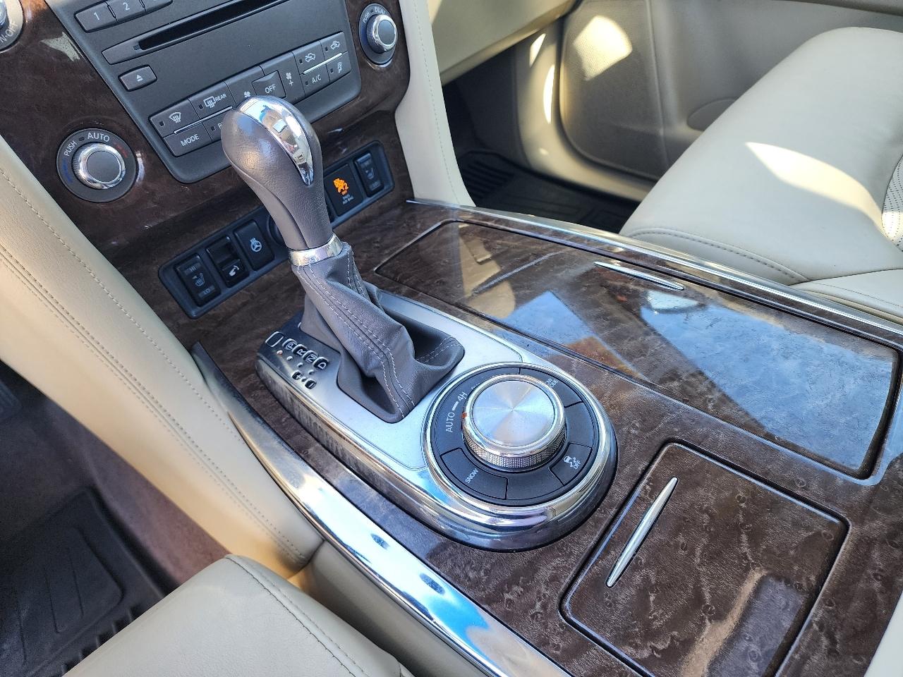 Infiniti QX80 AWD 2017
