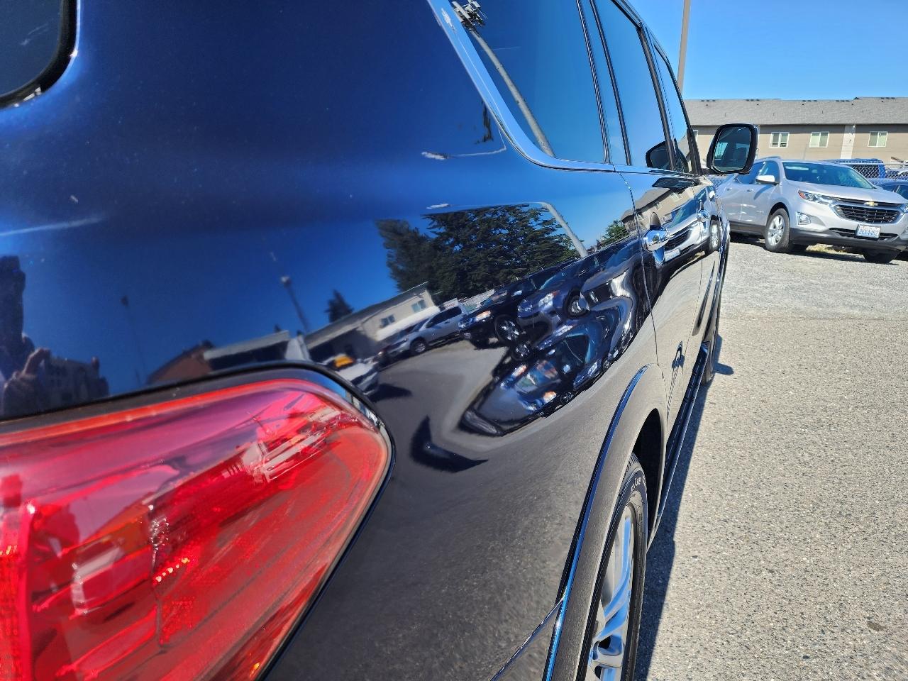 Infiniti QX80 AWD 2017