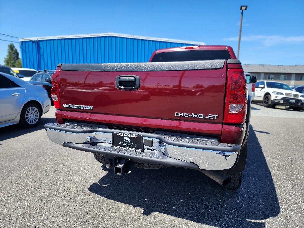 Chevrolet Silverado 2500HD Crew Cab 153" WB 4WD 2003