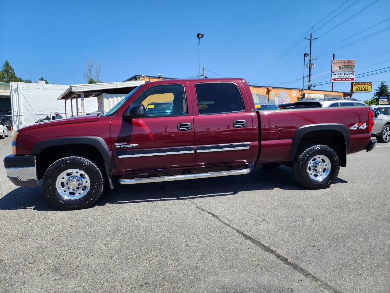 Chevrolet Silverado 2500HD Crew Cab 153" WB 4WD 2003