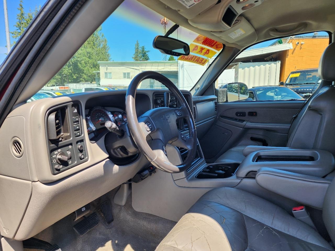 Chevrolet Silverado 2500HD Crew Cab 153" WB 4WD 2003