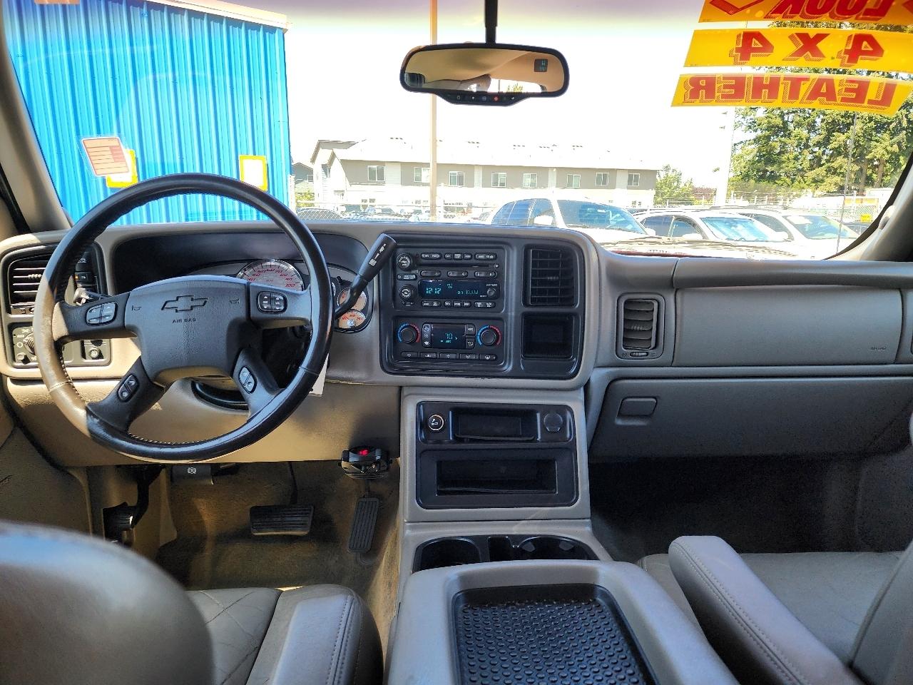 Chevrolet Silverado 2500HD Crew Cab 153" WB 4WD 2003