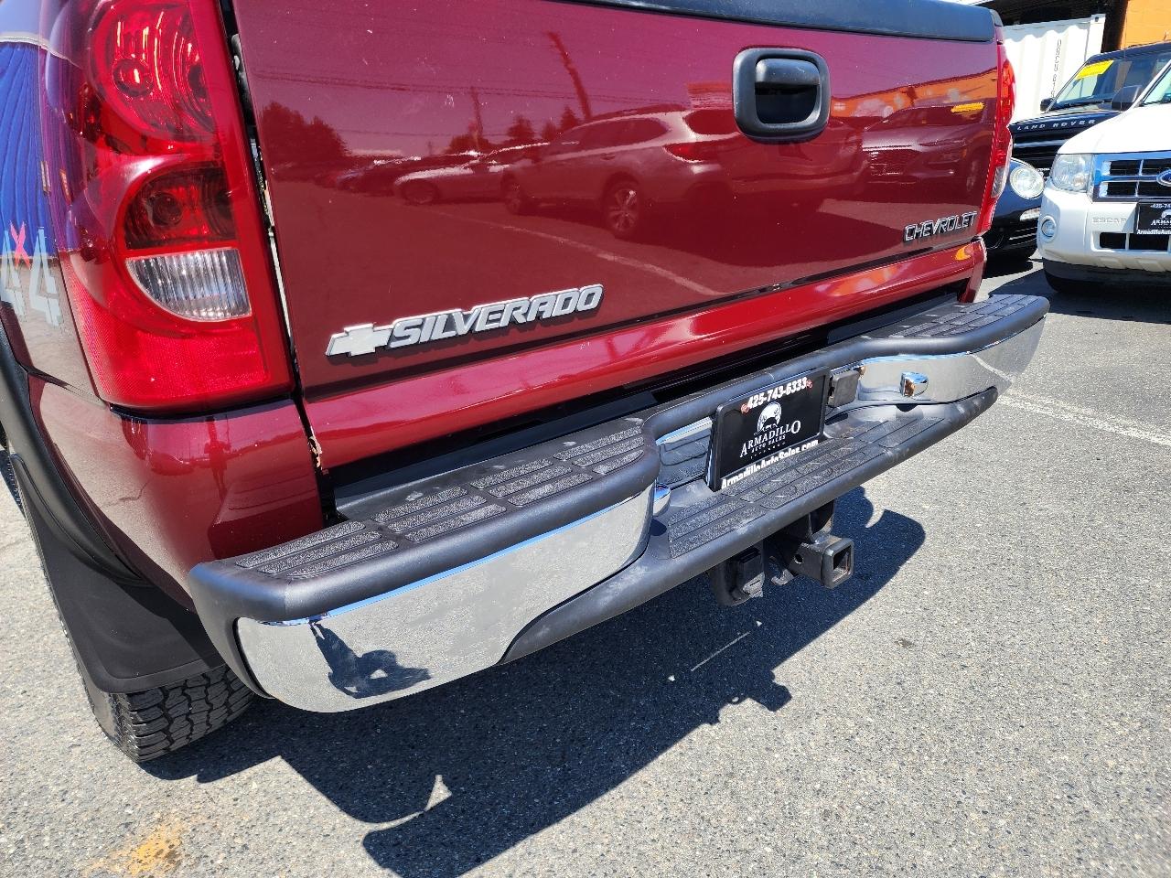 Chevrolet Silverado 2500HD Crew Cab 153" WB 4WD 2003