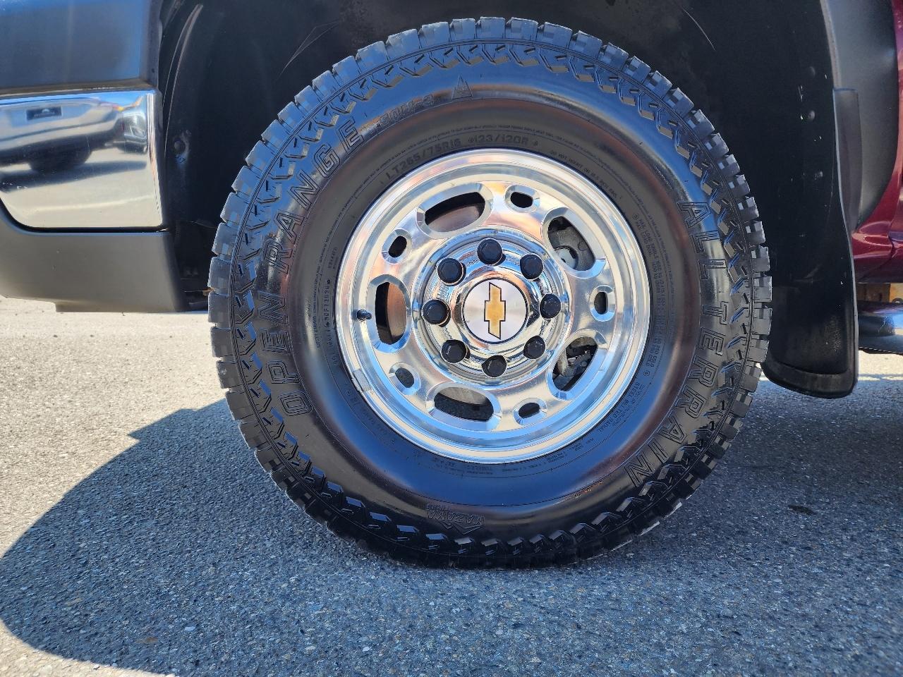 Chevrolet Silverado 2500HD Crew Cab 153" WB 4WD 2003