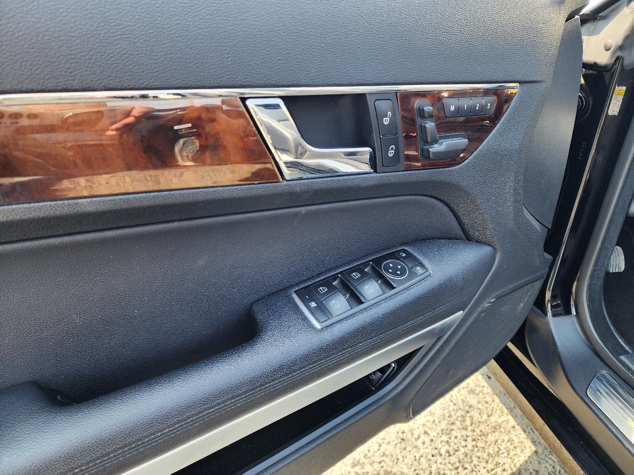 Mercedes-Benz E-Class 2dr Cabriolet E 350 RWD 2011