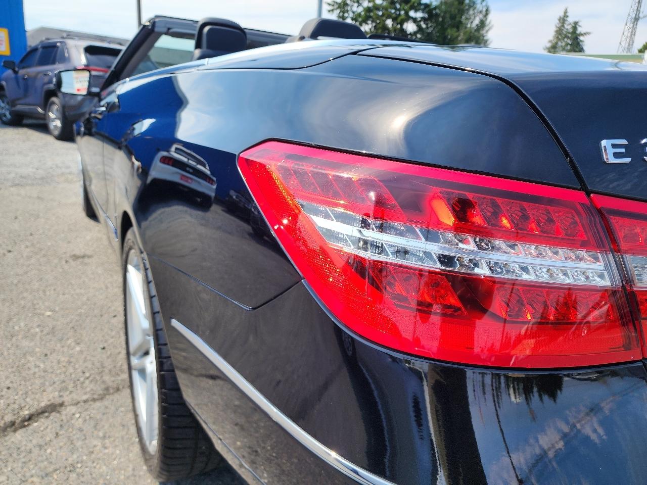 Mercedes-Benz E-Class 2dr Cabriolet E 350 RWD 2011
