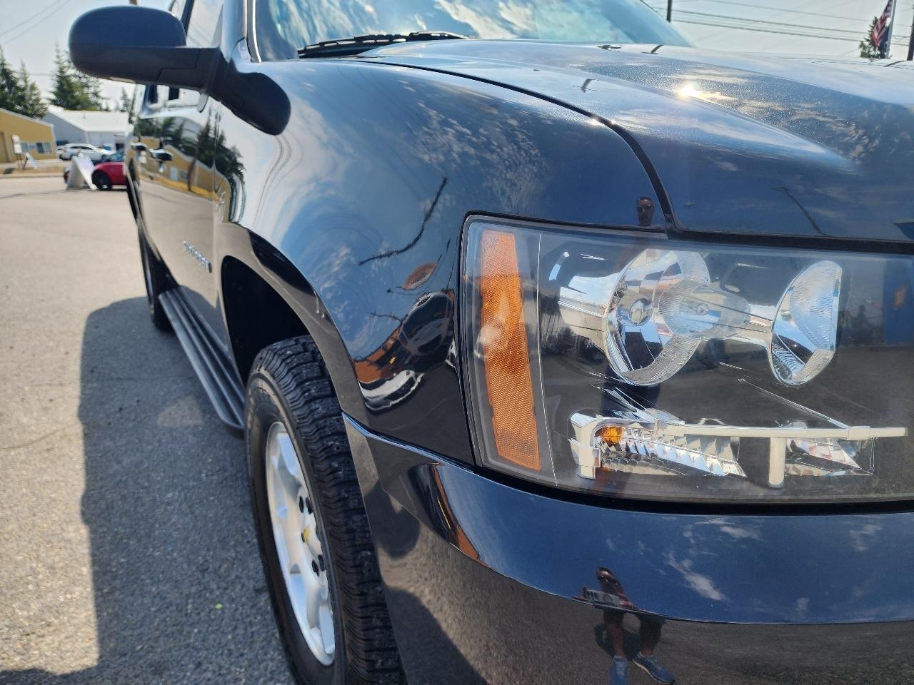 Chevrolet Suburban LT 1500 4WD 2013