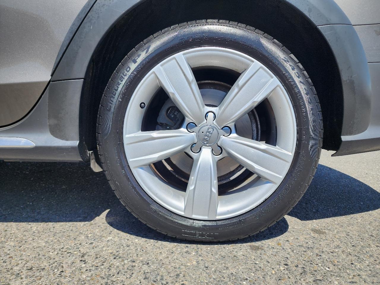 Audi allroad  2015