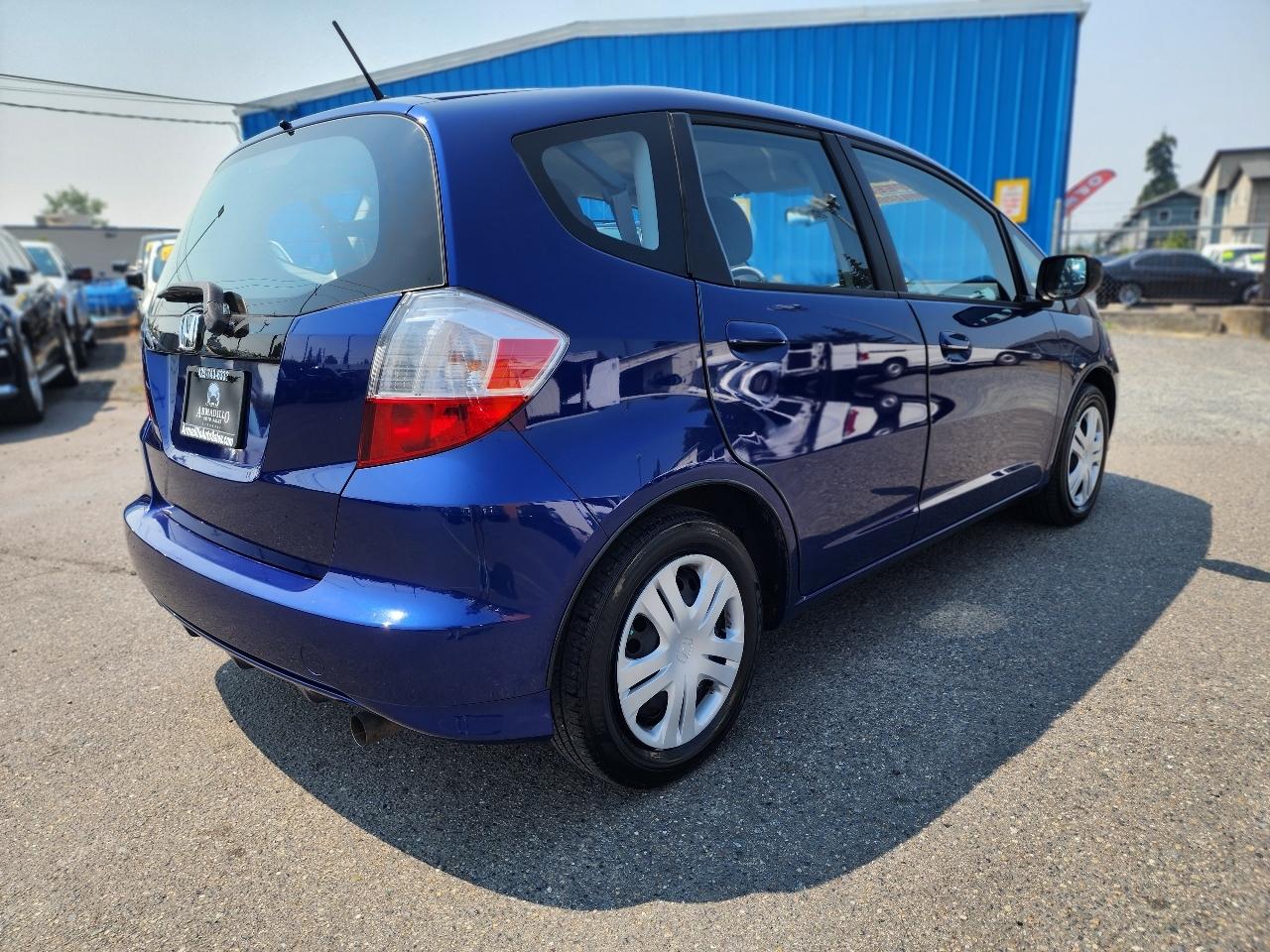 Honda Fit 5dr HB Man 2011