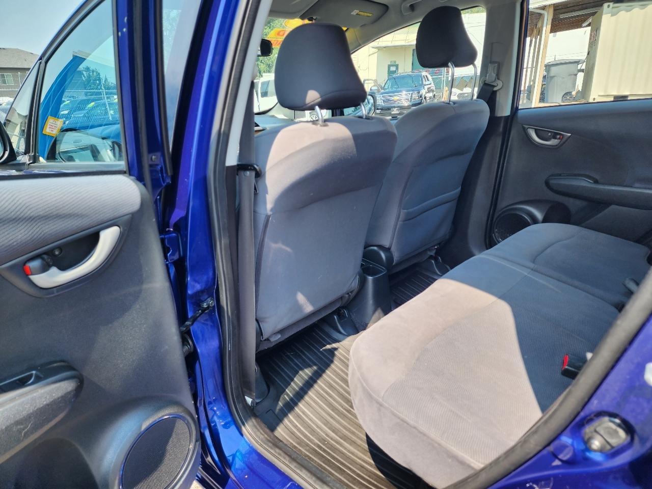 Honda Fit 5dr HB Man 2011