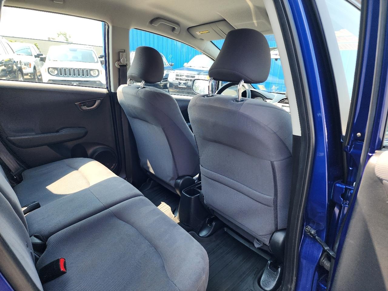 Honda Fit 5dr HB Man 2011