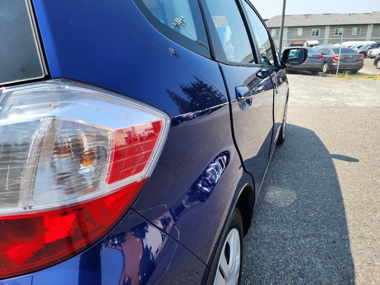 Honda Fit 5dr HB Man 2011