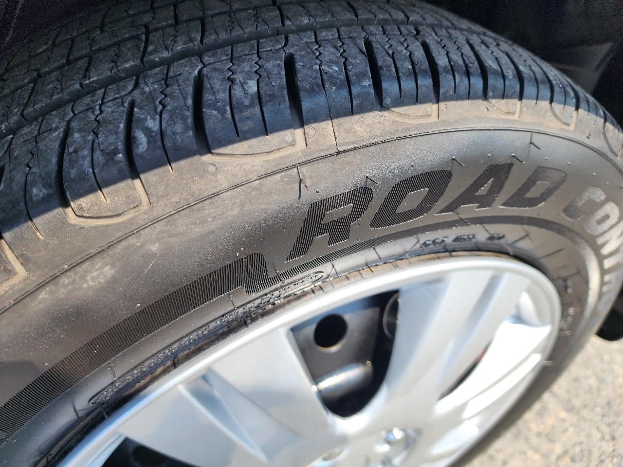 Honda Insight 5dr CVT 2013